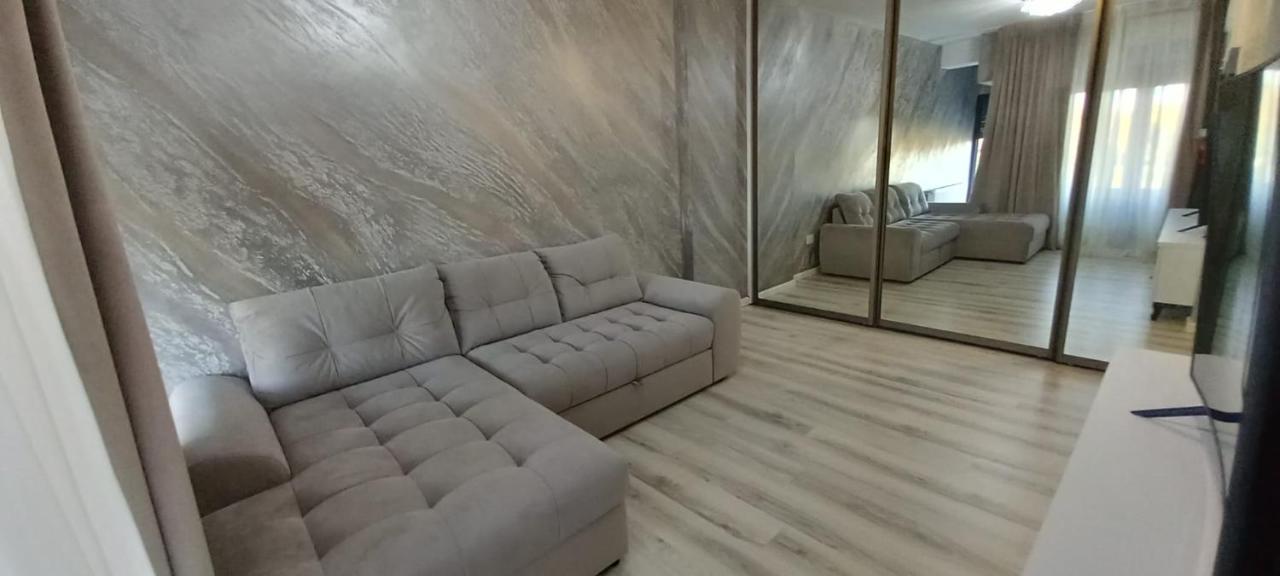 Voluntari North Pipera Apartment W Parking & Self Check In المظهر الخارجي الصورة